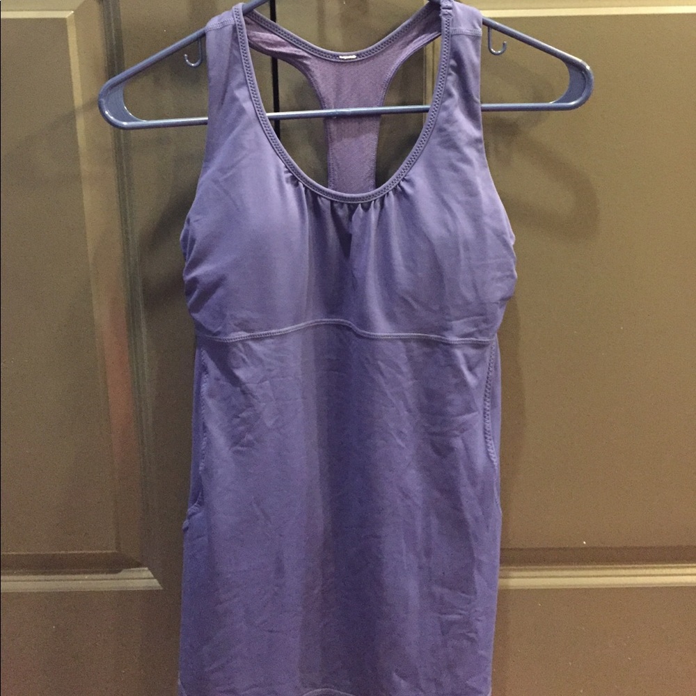 Lululemon workout tank